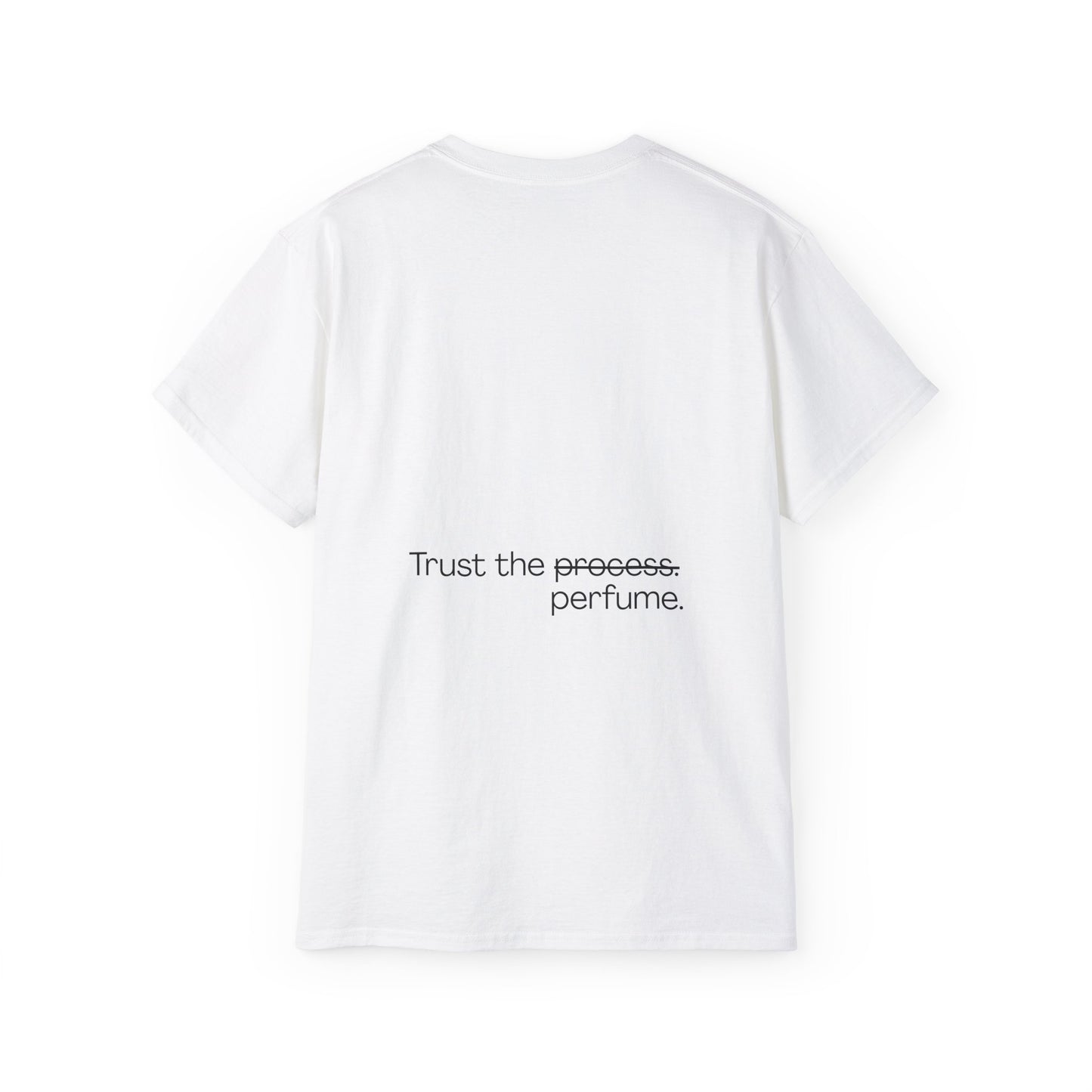CAMISETA MAISONS 25 | Trust the perfume