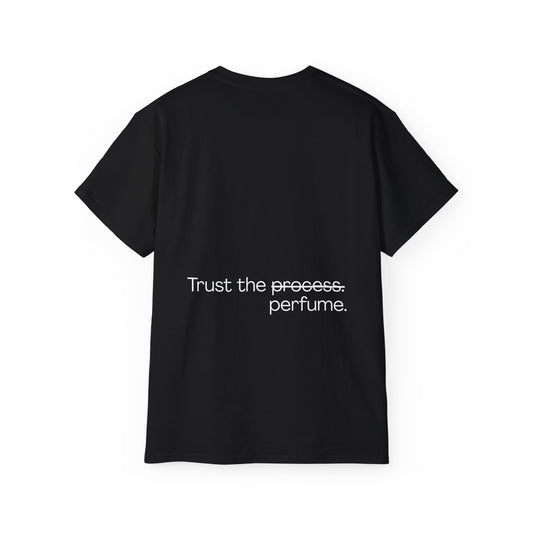 CAMISETA MAISONS 25 | Trust the perfume